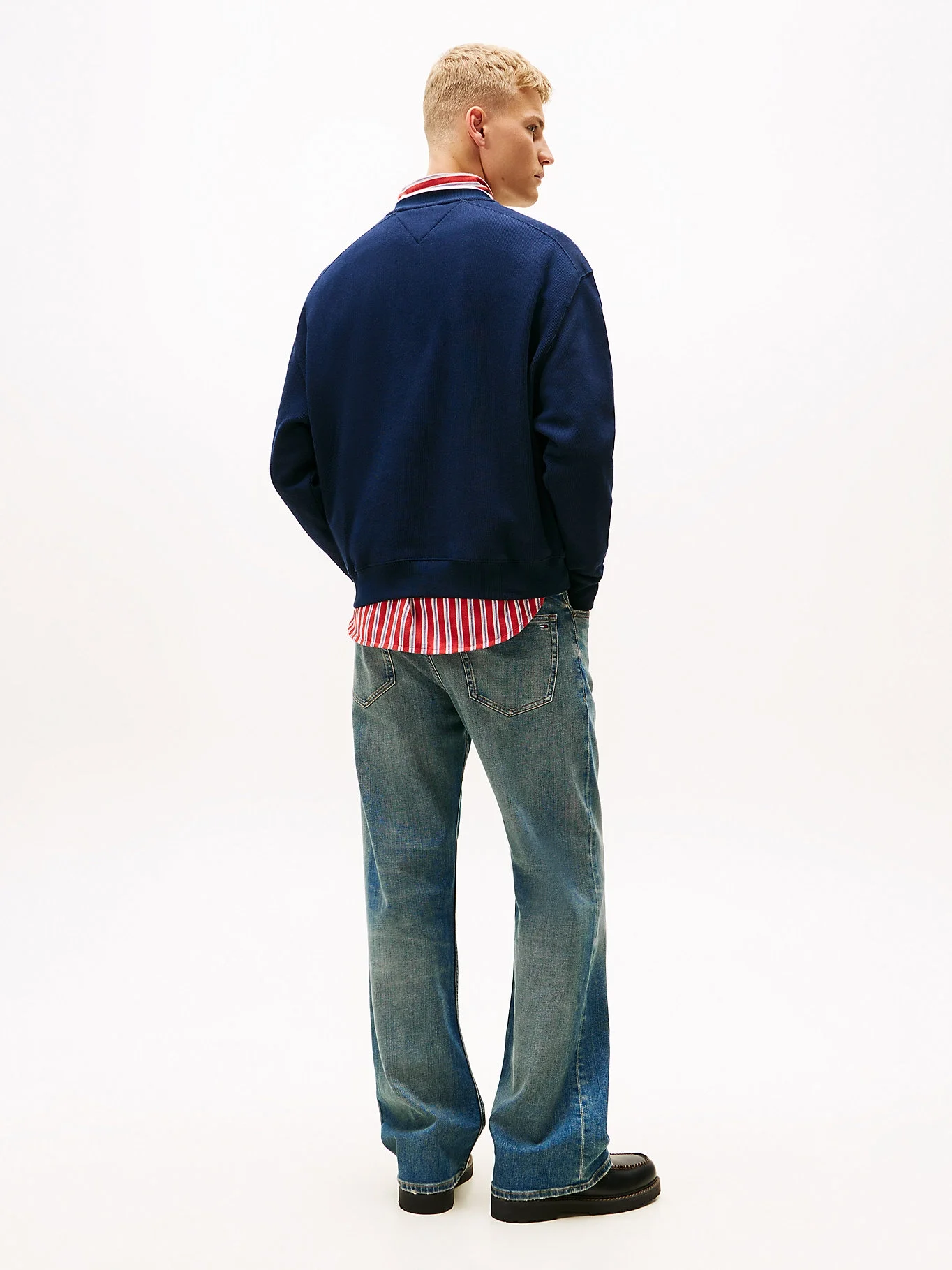 Tommy Hilfiger TJM 90lar Dokulu Grafik Baskılı Bisiklet Yaka Erkek Mavi Sweatshirt DM0DM22373C1G