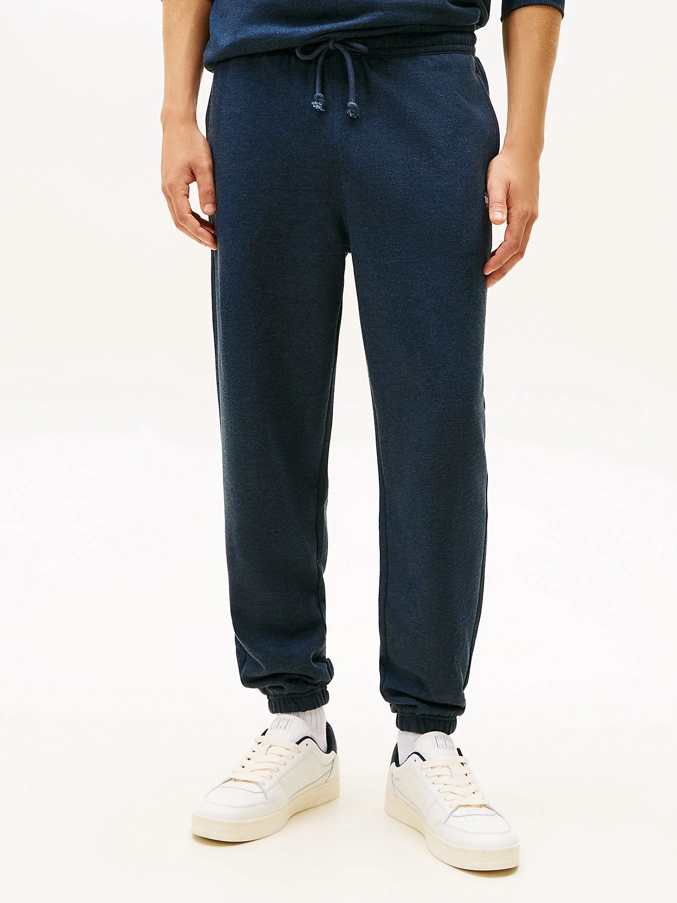 Tommy Hilfiger TJM Normal Kesim Armalı Erkek Mavi Eşofman Altı DM0DM22358C1G