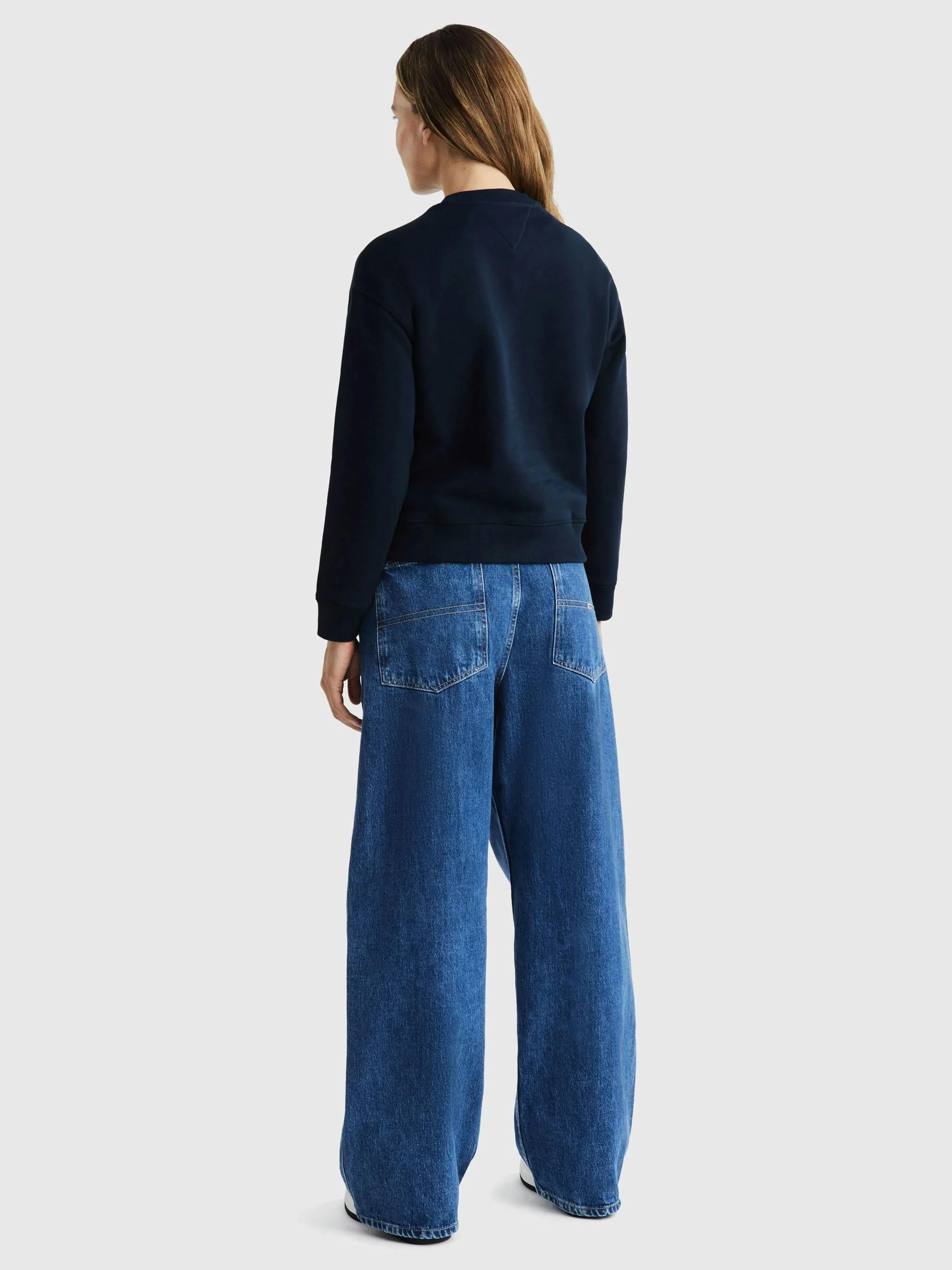 Tommy Hilfiger TJW Armalı Kutu Kesim Bisiklet Yaka Kadın Mavi Kazak DW0DW17325C1G