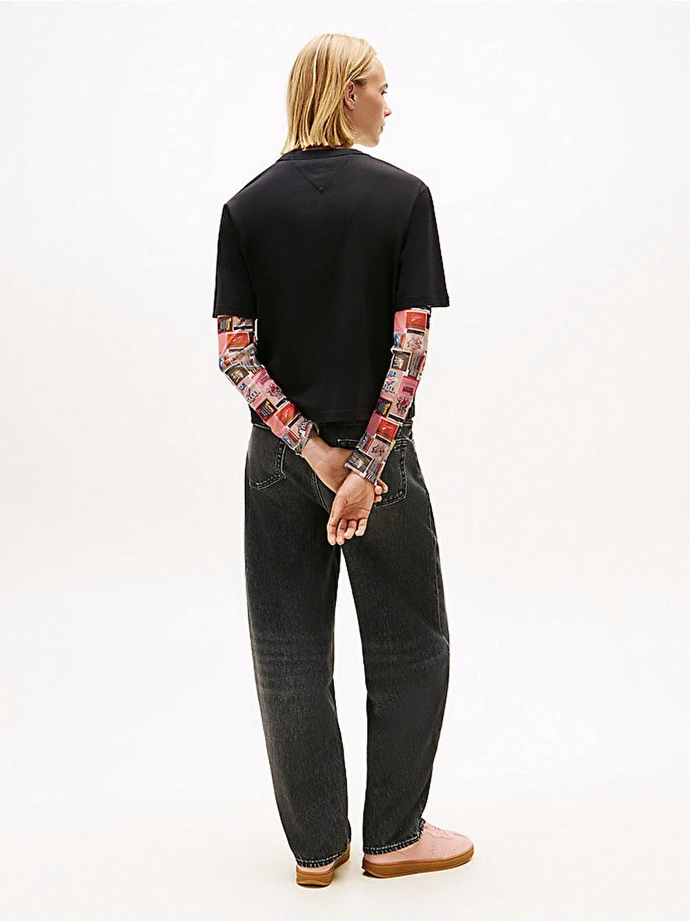 Tommy Hilfiger TJW Armalı Kutu Kesim Kadın Siyah T-shirt DW0DW22202BDS