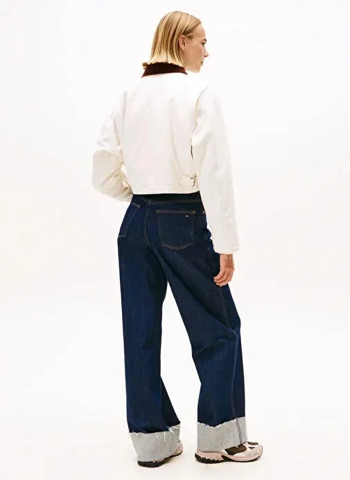 Tommy Hilfiger TJW Dolgulu Kısa Koç Kadın Beyaz Ceket DW0DW21665YBH