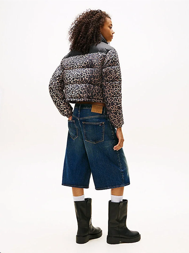 Tommy Hilfiger TJW Kısa Leopar Desenli Şişme Kadın Kahverengi  Mont  DW0DW219670HD