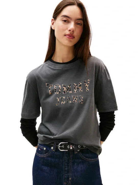 Tommy Hilfiger TJW Kutu Kesim Leopar Desenli Kolej Stili Kadın Siyah T-shirt DW0DW21957BDS