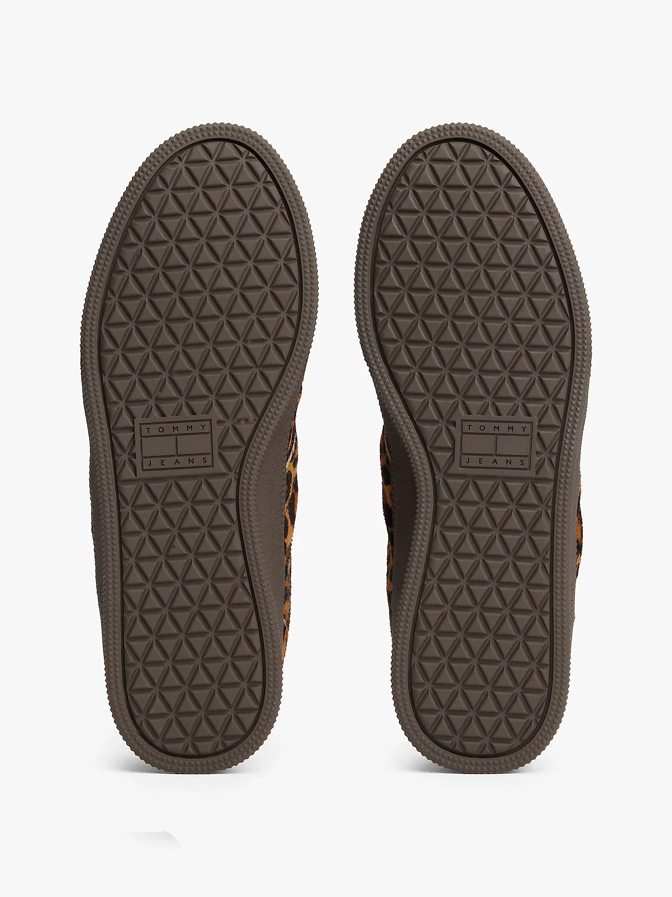 Tommy Hilfiger The Greenwich Edge Leopar Desenli Kadın Sneaker EN0EN029040K7