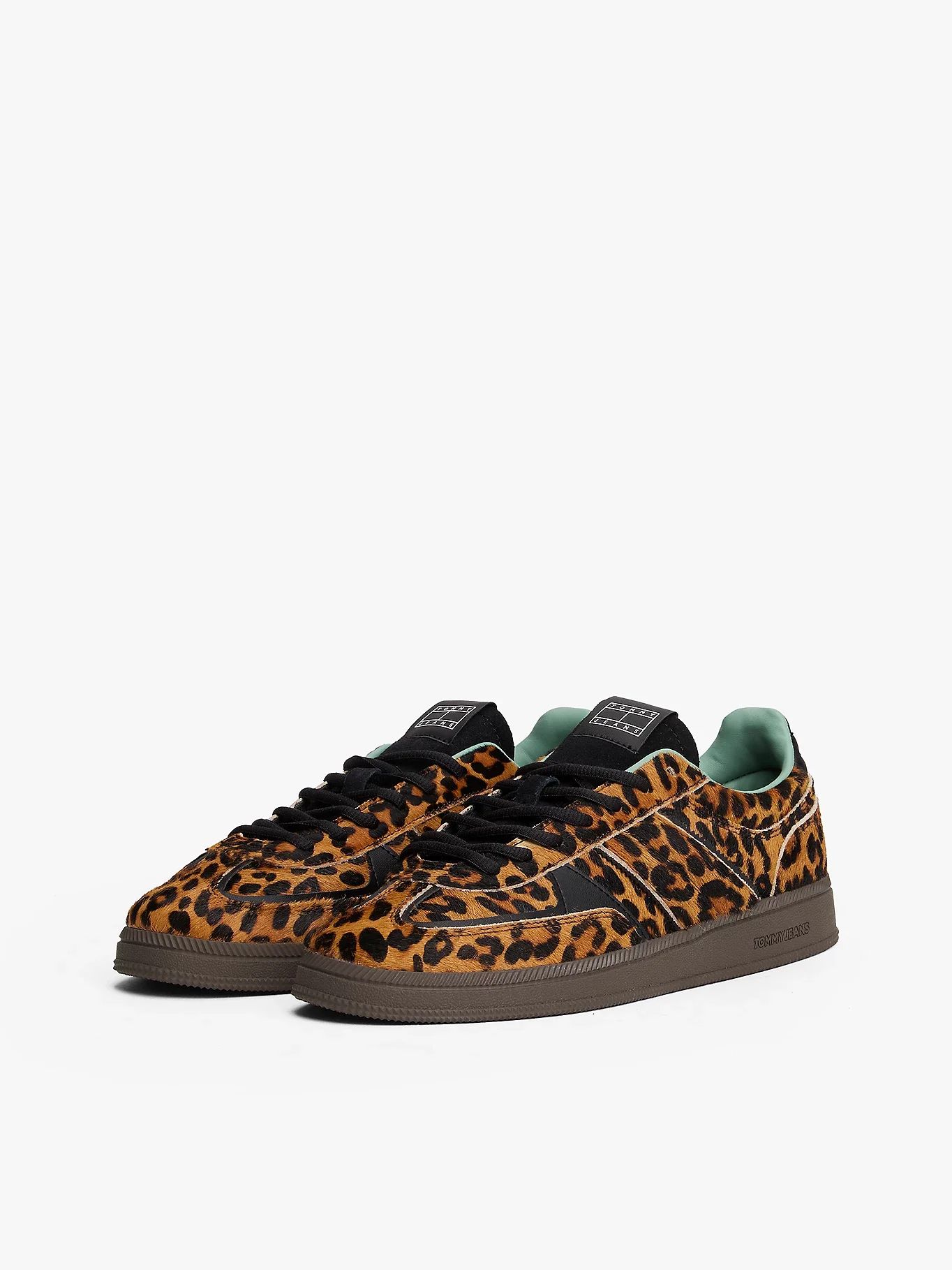 Tommy Hilfiger The Greenwich Edge Leopar Desenli Kadın Sneaker EN0EN029040K7