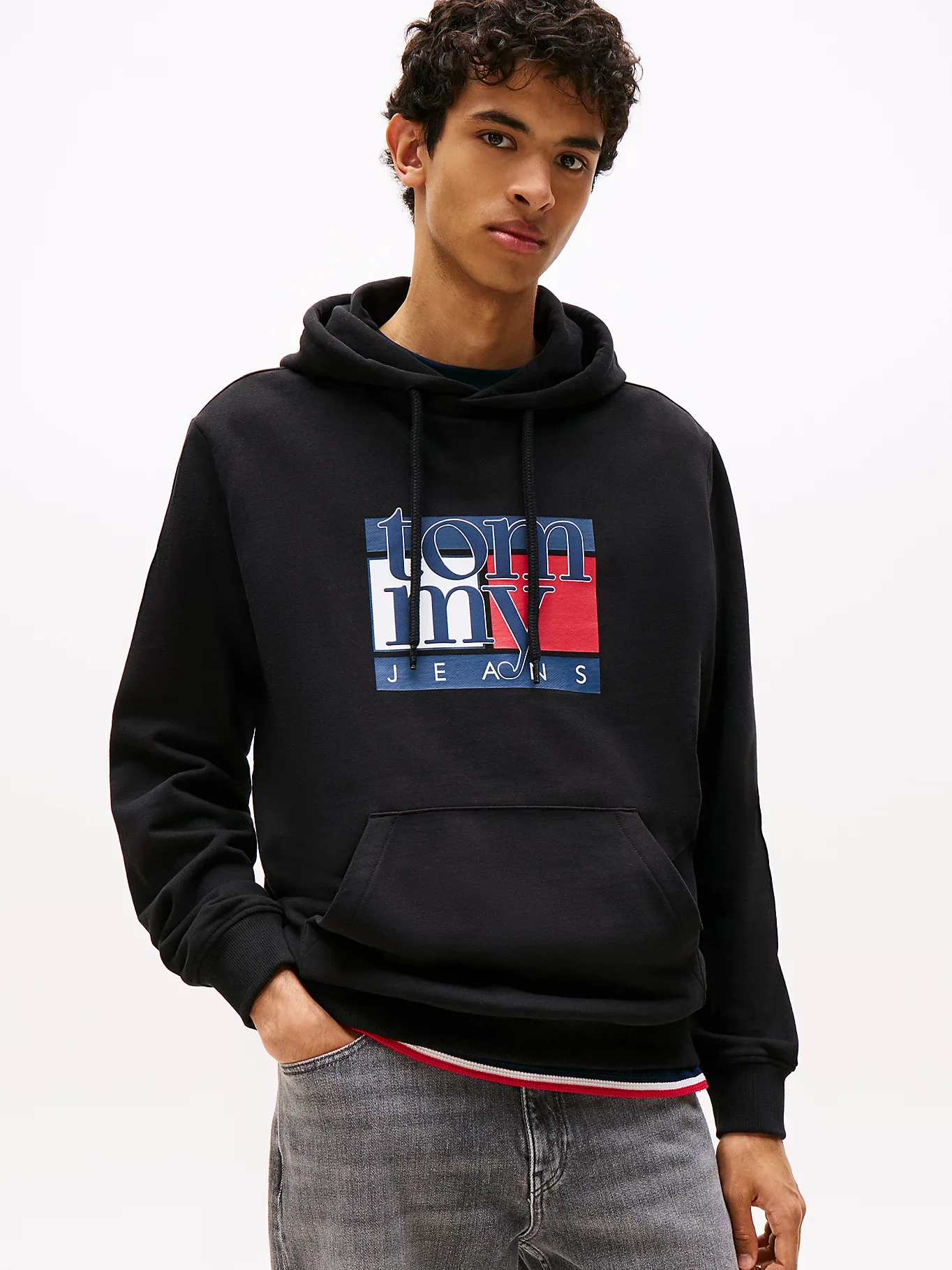 Tommy Hilfiger TJM Normal Kesim RWB Bayrak Desenli Erkek Sweatshirt DM0DM22092BDS