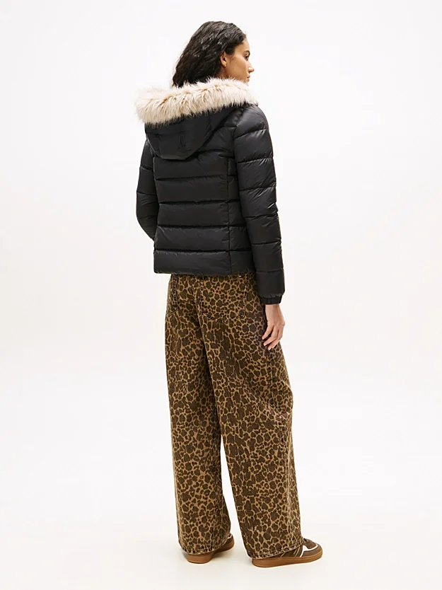 Tommy Hilfiger TJW Basic Kapüşonlu Kuş Tüyü Kadın Siyah  Mont  DW0DW18312BDS