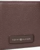 Tommy Hilfiger TH MONOGRAM MINI CC WALLET Erkek kahverengi Cüzdan AM0AM13251GB6
