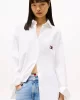Tommy Jeans TJW OVS BADGE OXFORD SHIRT EXT Kadın beyaz Gömlek DW0DW20289YBL