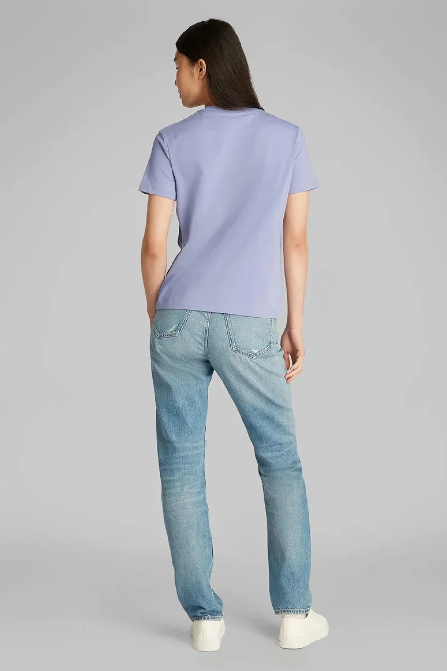 Calvin Klein CK APPLIQUE REGULAR TEE Kadın  T-shirt J20J225256-VFV