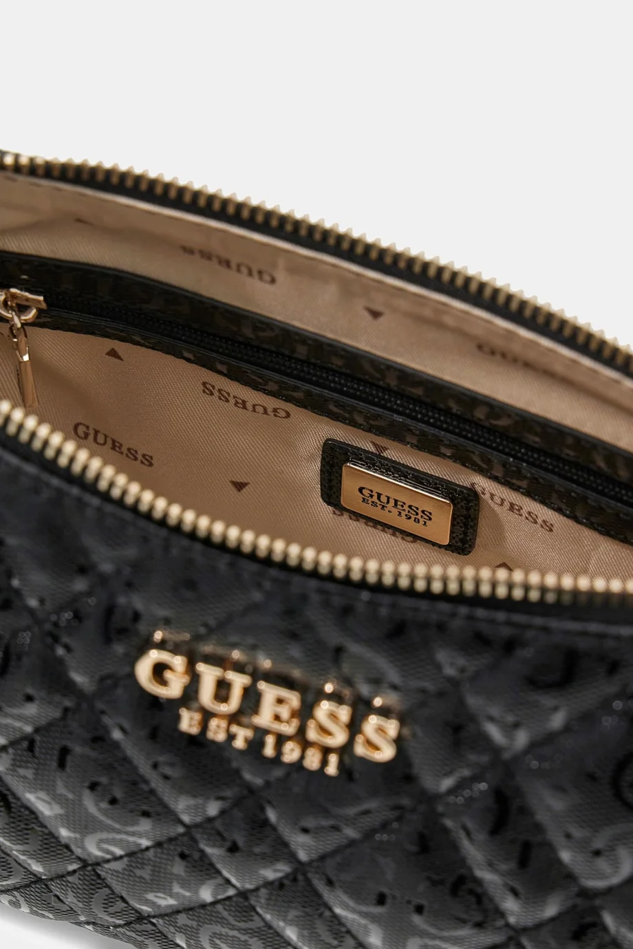 Guess Isemay Omuz Kadın Siyah Omuz Çantası HWGG9628180-BLA