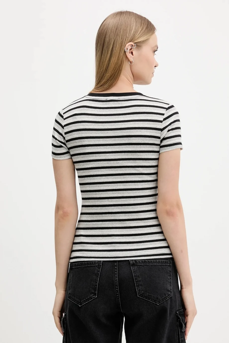 Guess Kadın Siyah Çok Renkli Çizgili Logolu T-shirt W5BP52KA0H1-S9HG