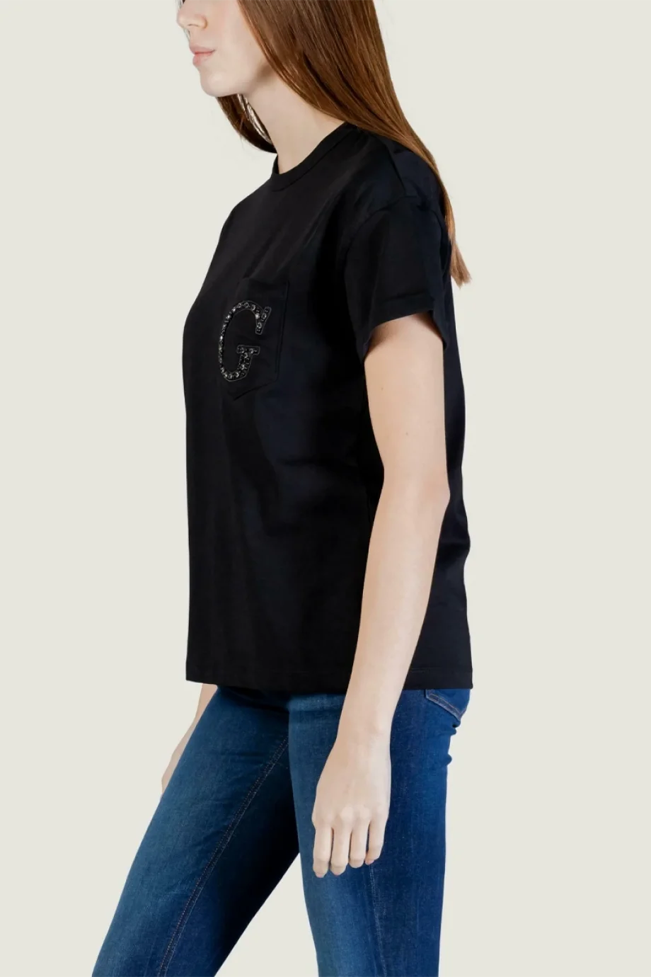 Guess Kısa Kollu Bisiklet Yaka Cepli G Logolu Kadın Siyah T-shirt W6GI17K3037-JBLK