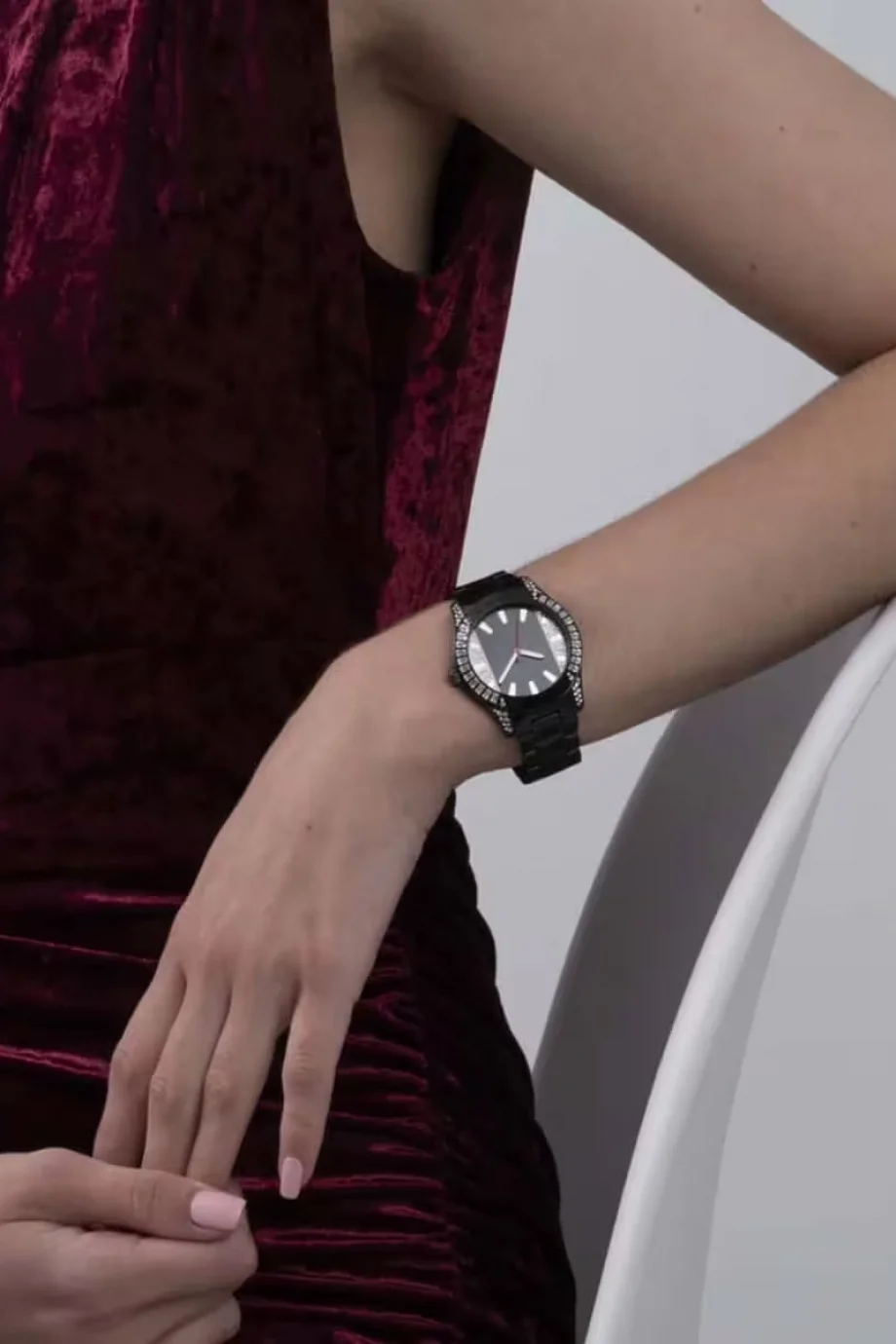 Guess Kadın Kol Saati GUGW0305L1