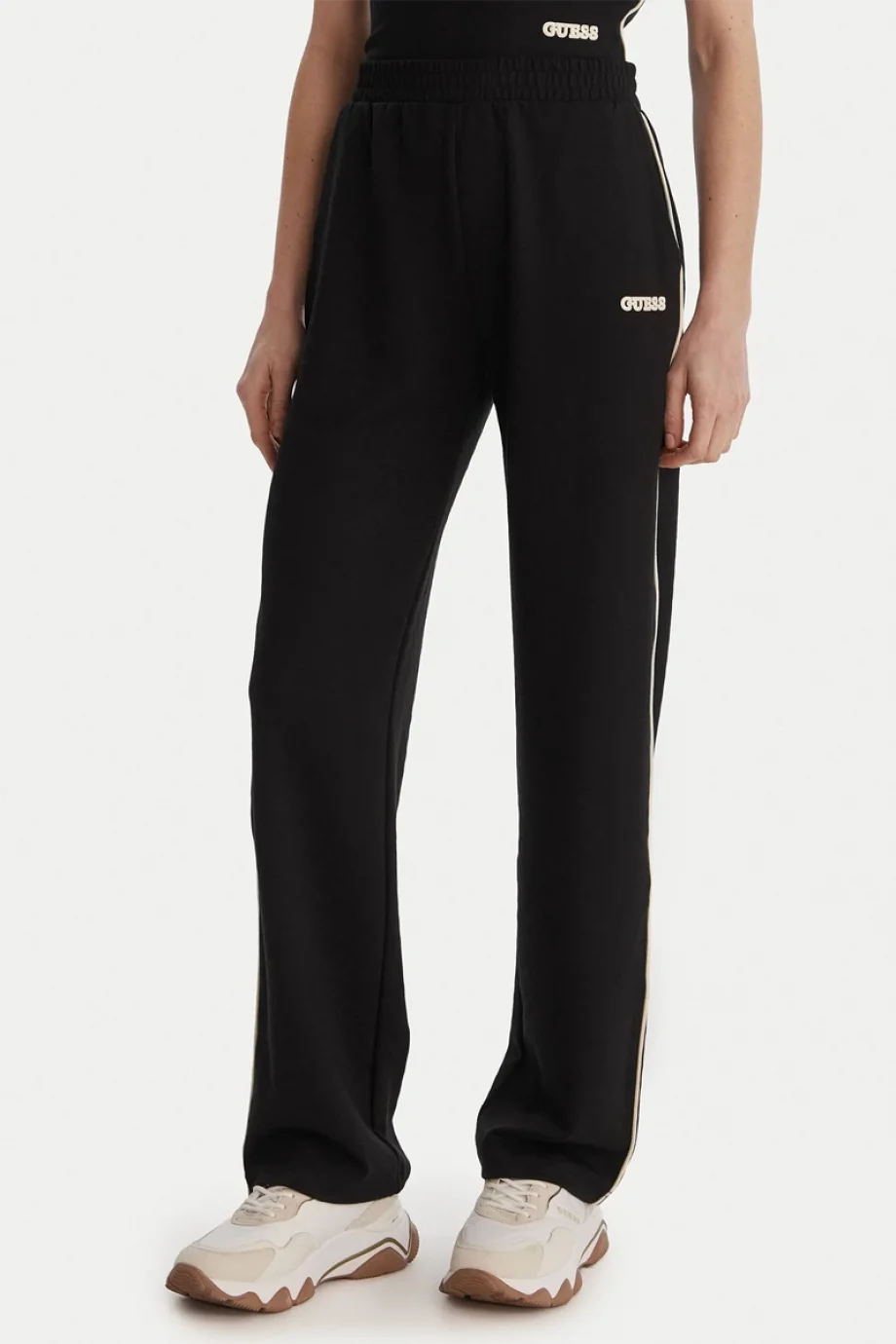 Guess Clara Düz Paça Kadın Siyah Eşofman Altı V6GB16K4777-JBLK