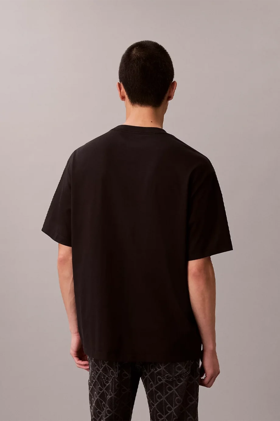 Calvin Klein Kısa Kollu 16S Üç Renkli Monologo Grafikli Erkek Siyah T-Shirt LV04RE815G-UB1