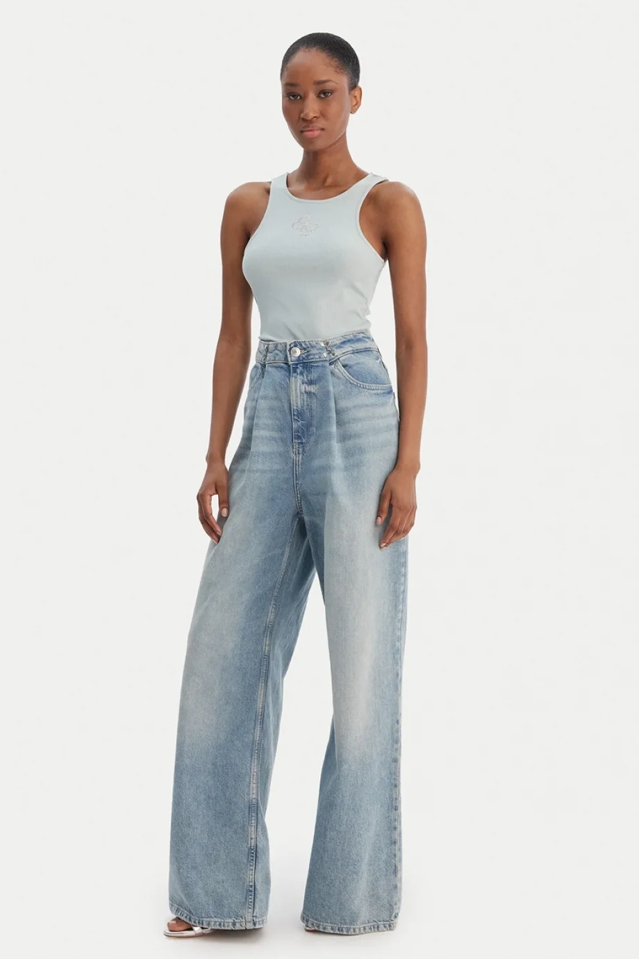 Guess Kolsuz Yuvarlak Yaka Guendalina Kadın Yeşil Top W6RP39KD092-G8CC