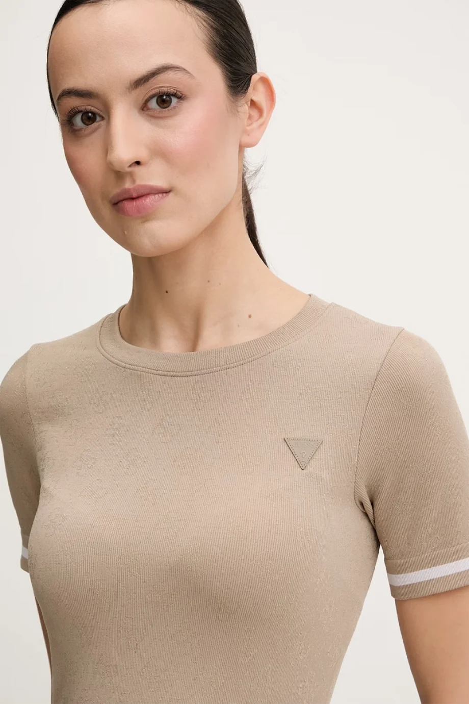 Guess Pepi 4G Dikişsiz Kısa Kollu Kadın Bej Top V6RP02Z4692-FNL8