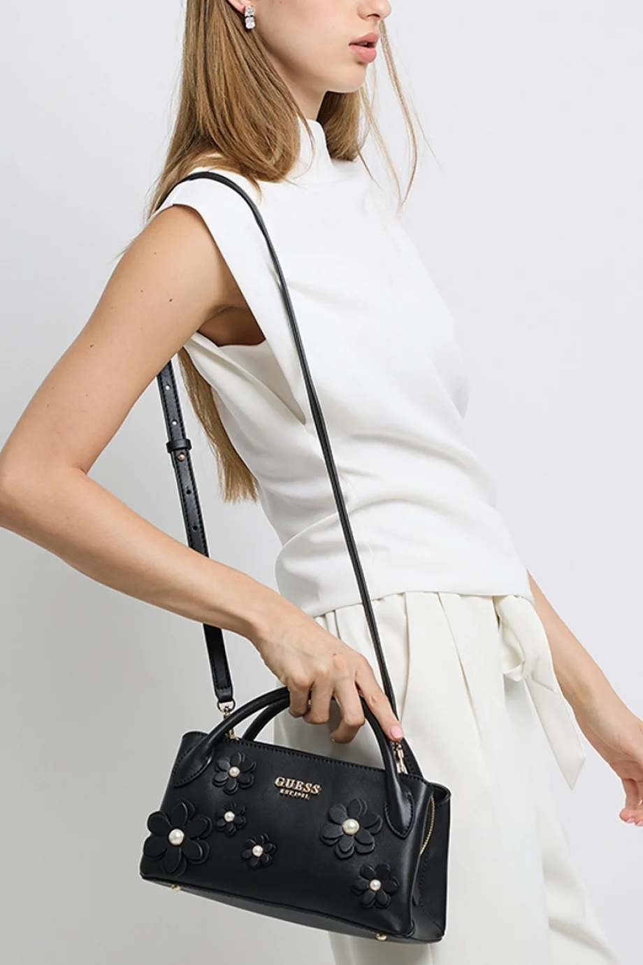 Guess Calista Kadın Siyah El Çantası HWBG7330050-BLA