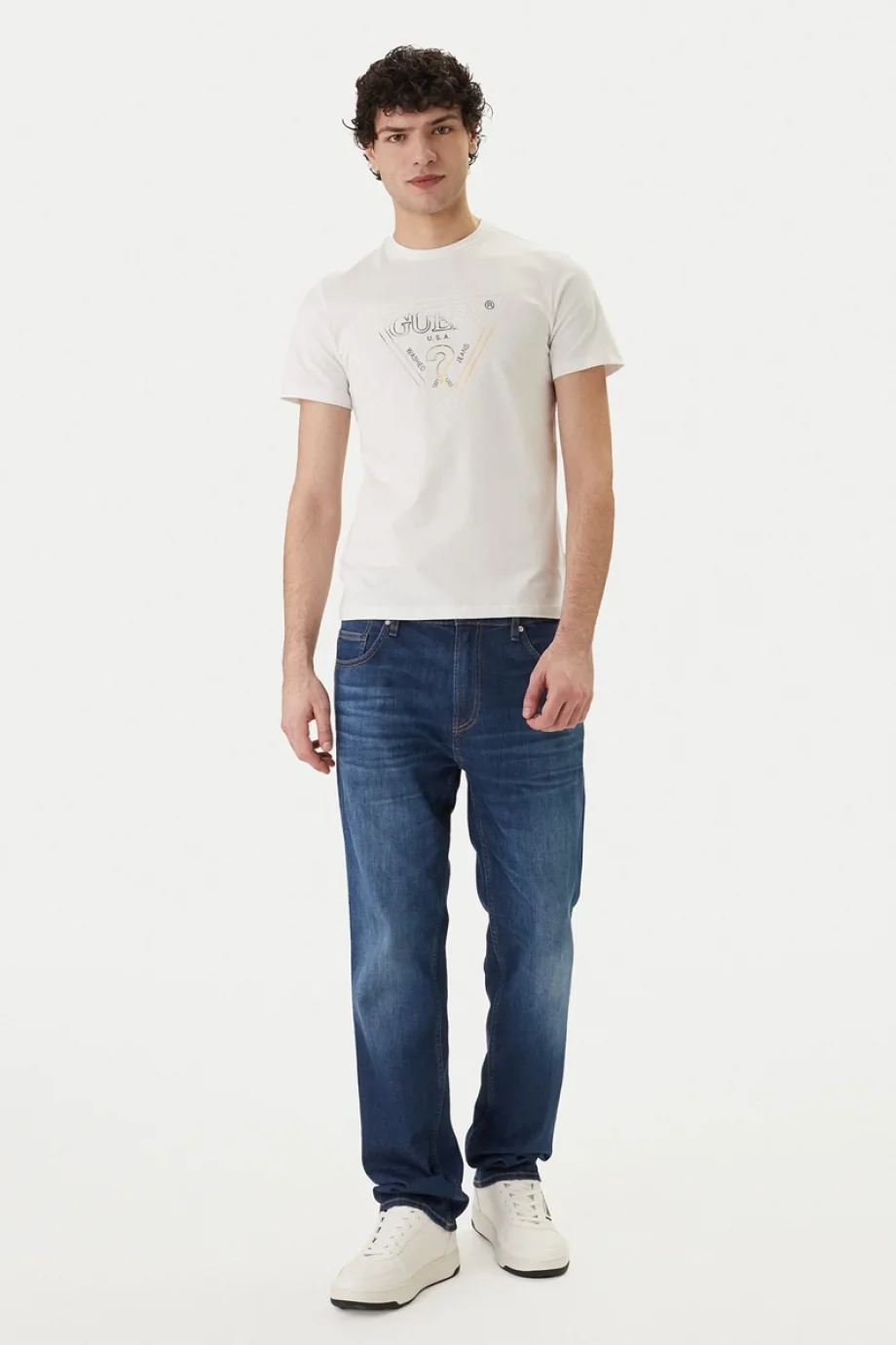 Guess Bisiklet Yaka Kısa Kollu Üçgen HD Çok Renkli Erkek Beyaz T-shirt M6GI11K2992-G011