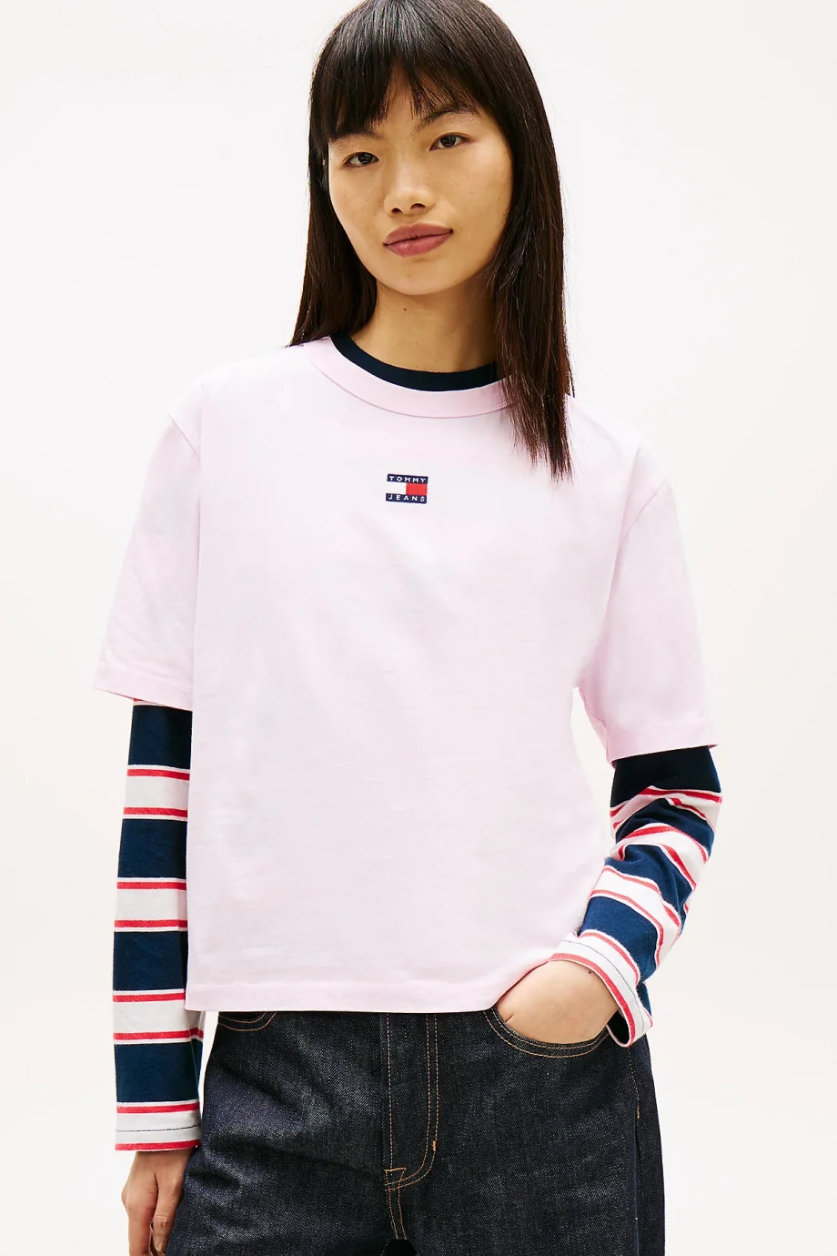 Tommy Hilfiger TJW Kutulu Kesim Amblemli Kadın Pembe T-shirt DW0DW22202TN9