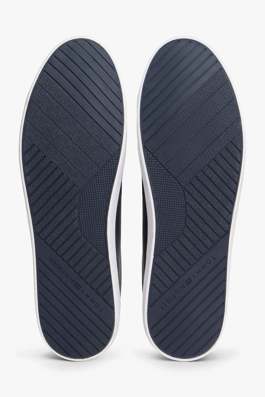 Tommy Hilfiger TH Hi Vulc Core Düşük Bilekli Deri II Essential Erkek Mavi Sneaker FM0FM05511DW5