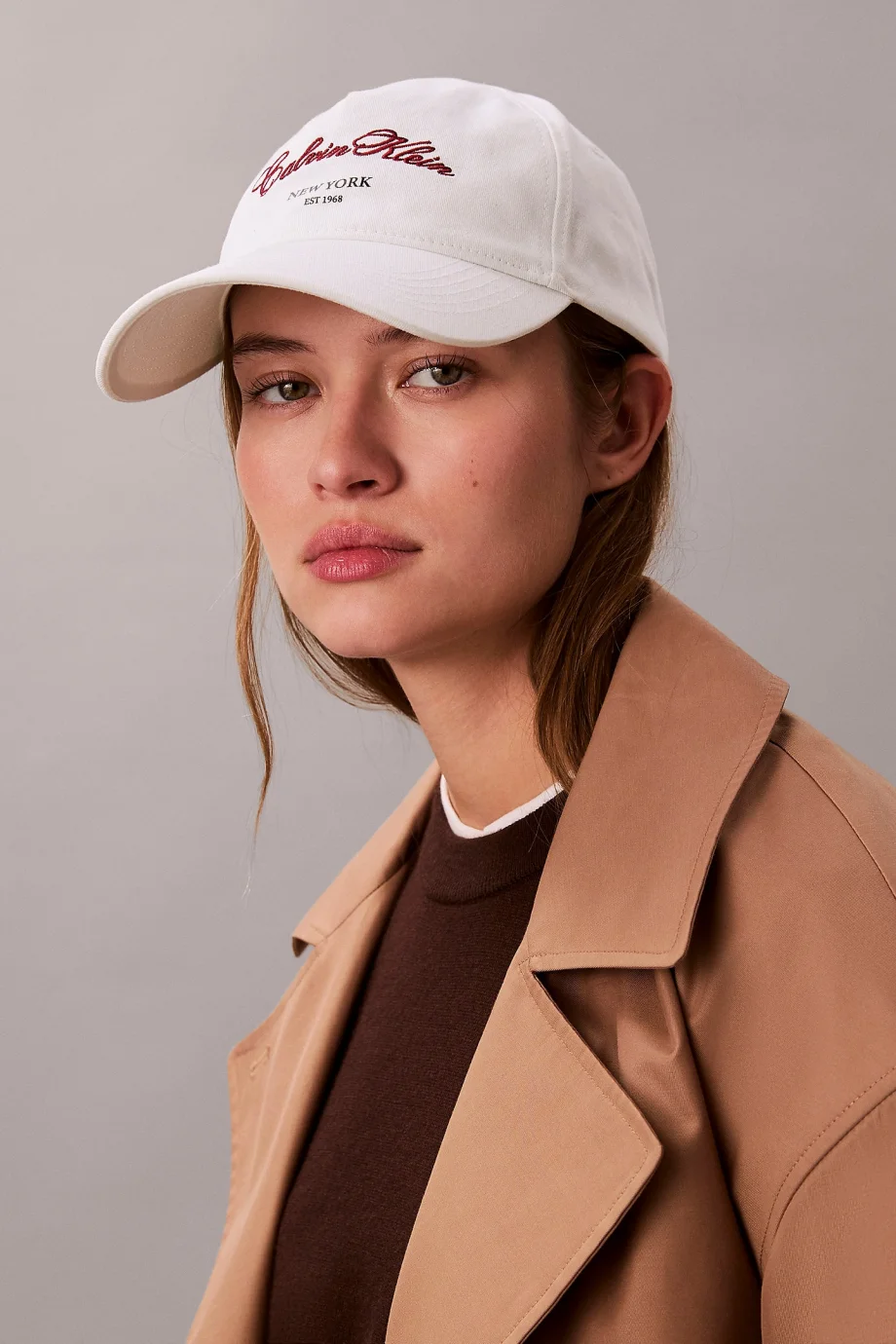 Calvin Klein 5 Panelli Holiday Grafikli 2 Beyzbol Kadın Beyaz Şapka LV04F5085G-YAF