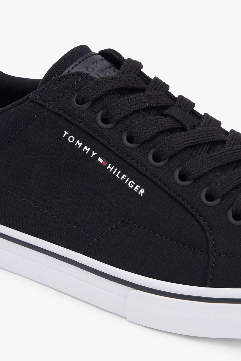 Tommy Hilfiger Vulc Core Uzun Bağcıklı Erkek Siyah Sneaker FM0FM05688BDS