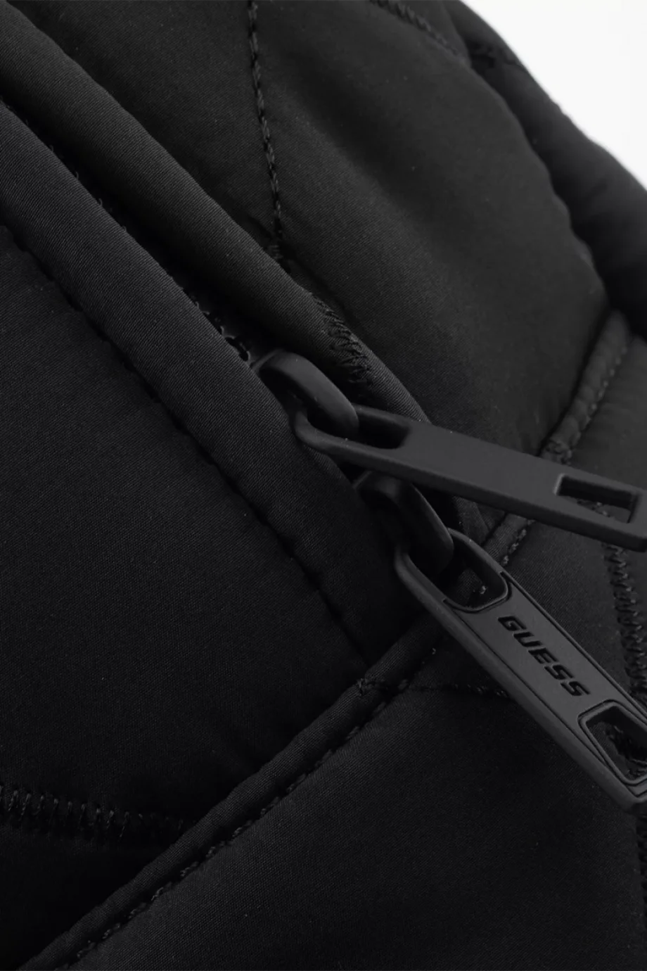 Guess Dolgulu Kapitone Kadın Siyah El Çantası V6RZ05WL132-JBLK