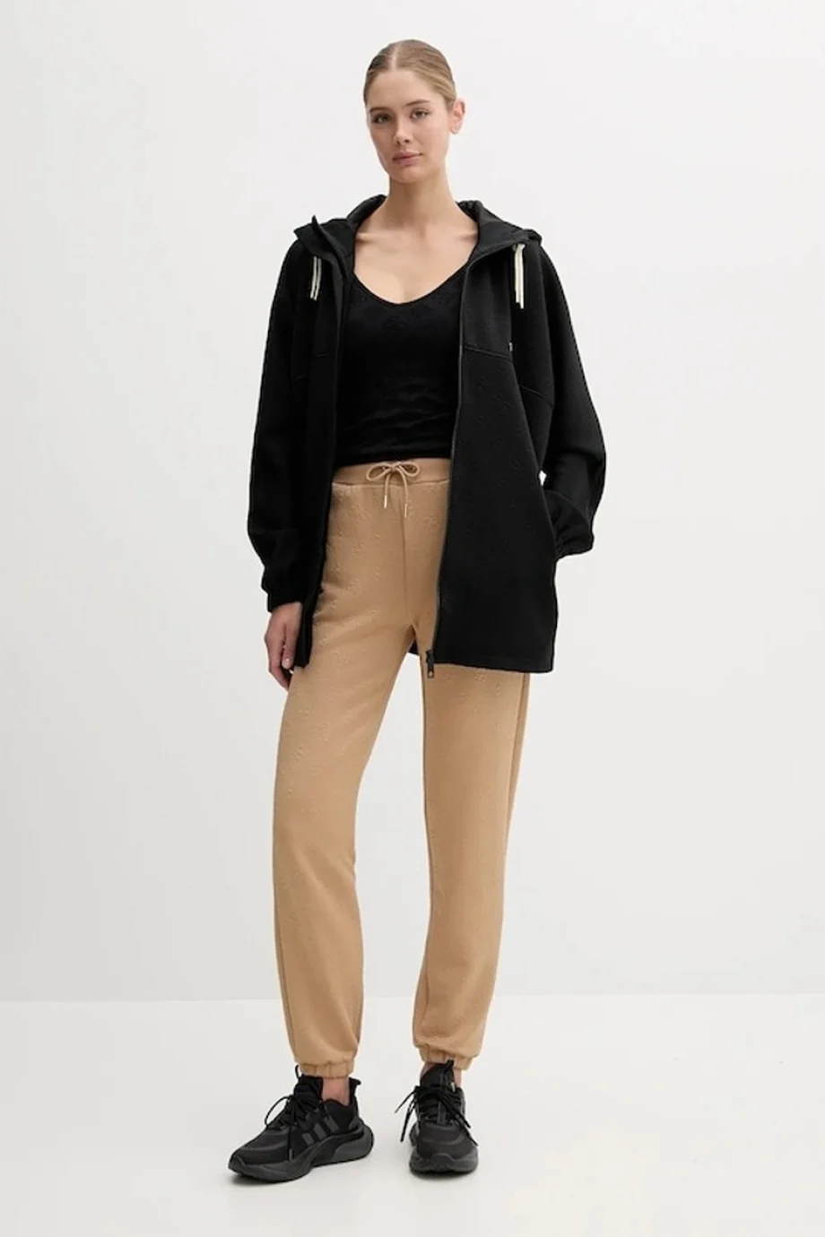 Guess Peony Kadın Siyah Aktif  Eşofman Üstü V5YQ05KBSL2-FJ8A