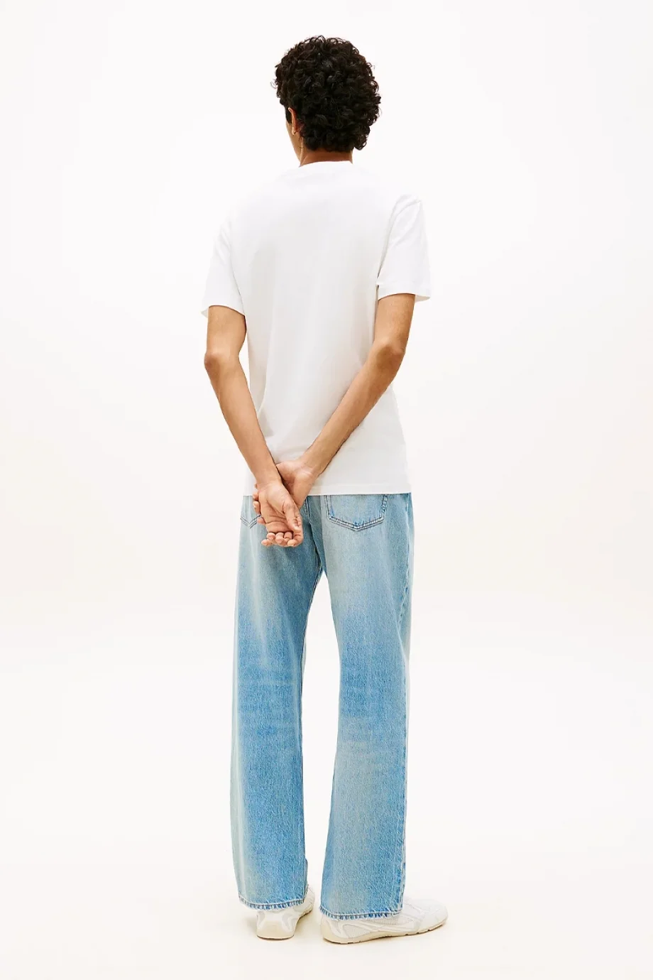 Tommy Hilfiger TJM Normal Kesim Lineer Logolu Erkek Yeşil T-shirt DM0DM20744L5Y