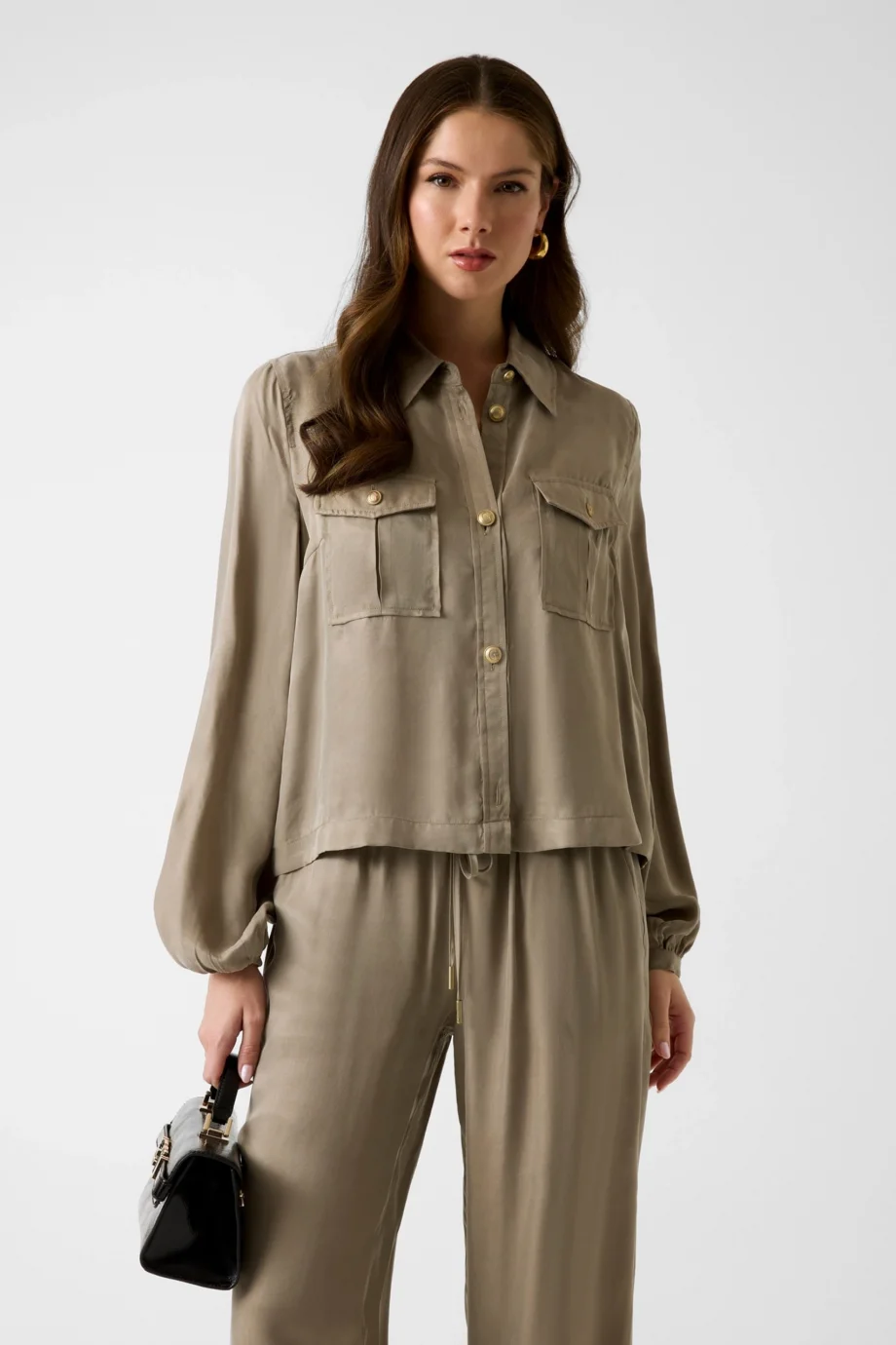 Guess Dalia Akışkan Kısa Kadın Yeşil Gömlek W6GH22W1789-G8CJ