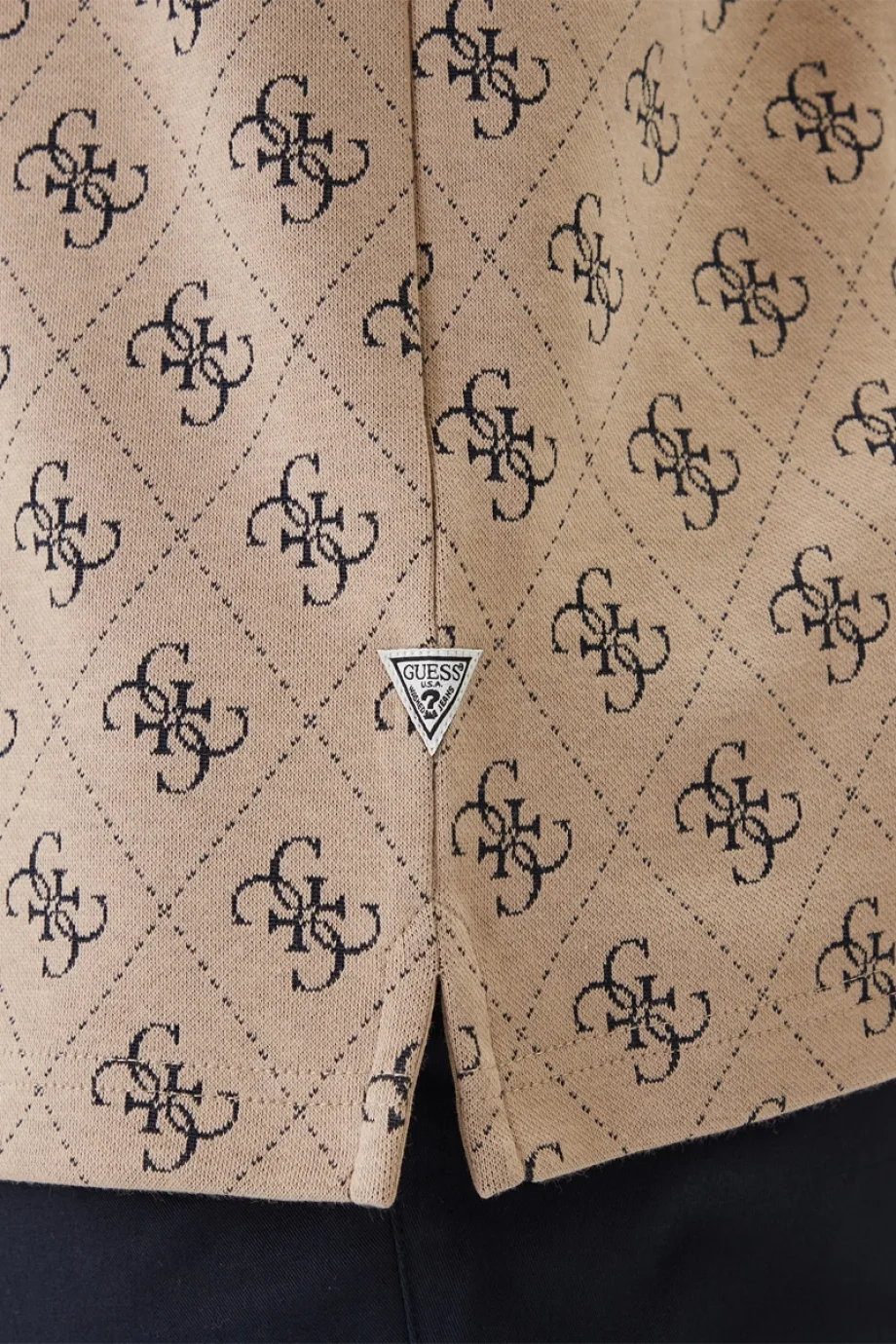 Guess Kısa Kollu Tamamı 4G Jakarlı Polo Yakalı Erkek Bej Polo T-shirt M6GP04K3073-FMAZ