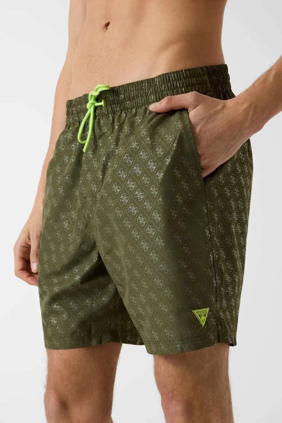 Guess New 4G Logolu Orta Boy Erkek Yeşil Mayo F6GT26WG2A2-P8GV