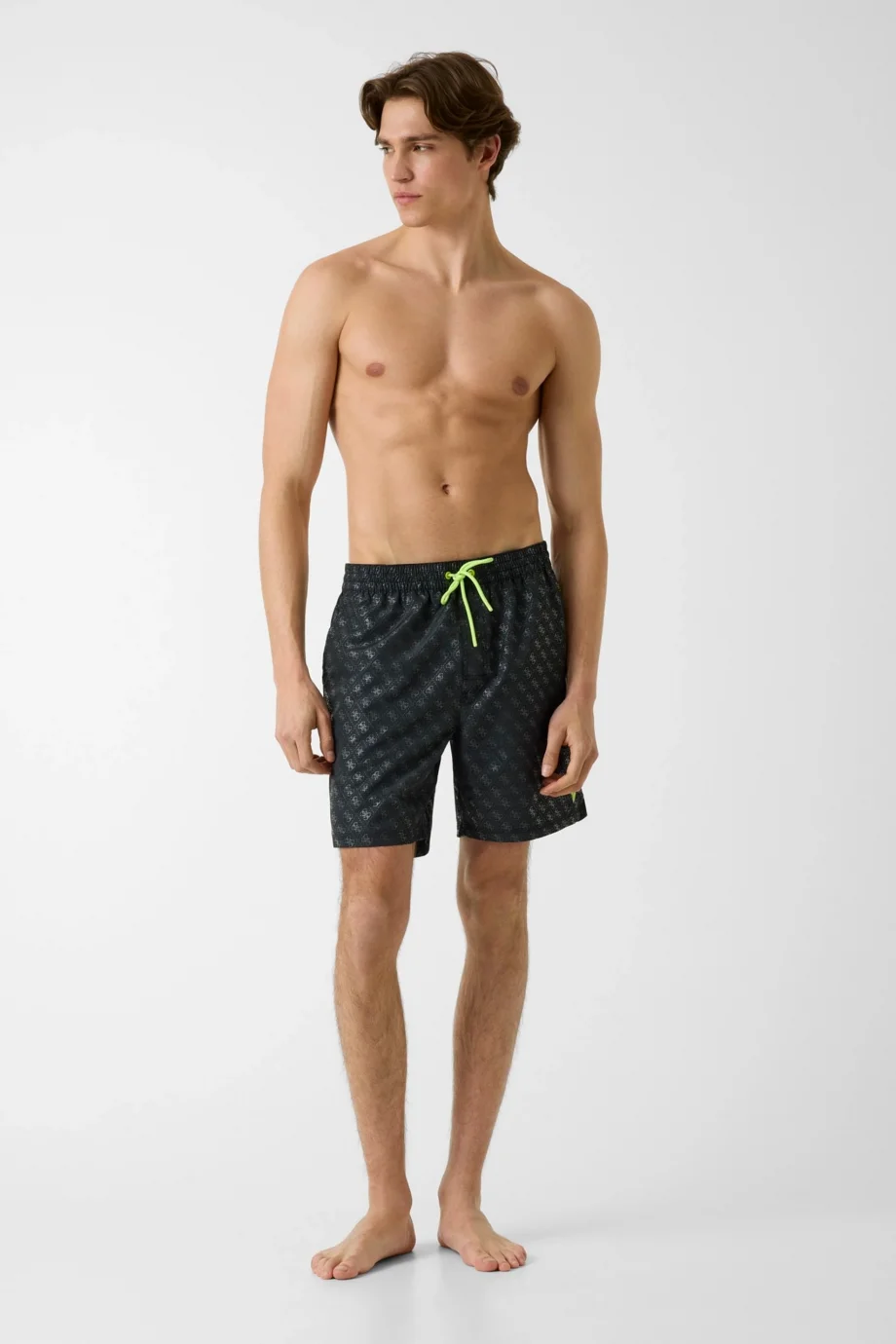 Guess New 4G Logolu Orta Boy Erkek Siyah Mayo F6GT26WG2A2-PJ1G