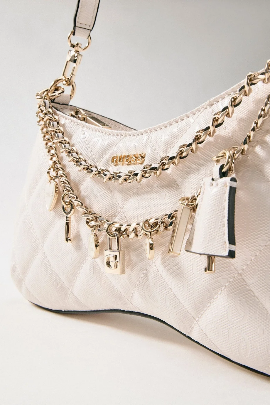 Guess Libby Kadın Beyaz Omuz Çantası HWGG9912180-OFF