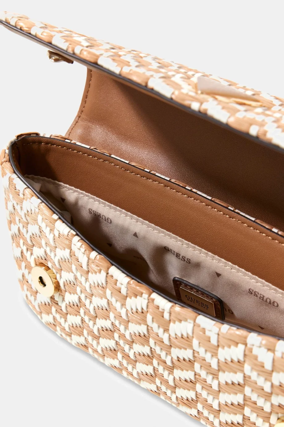 Guess Tessi Kapaklı Kadın Kahverengi Omuz Çantası HWWG7691190-CGM