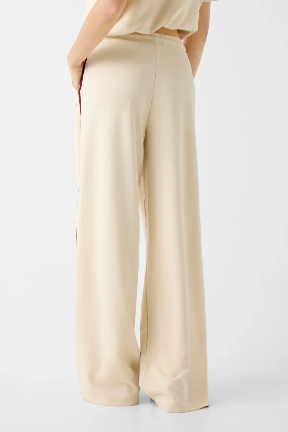 Guess Jasmine Geniş Paça Kadın Beyaz Eşofman Altı V6GB01K2914-G047