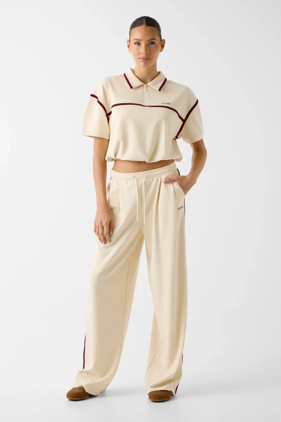 Guess Jasmine Kısa Polo Yakalı Yarım Fermuarlı Kadın Beyaz Sweatshirt V6GP01K2945-G047