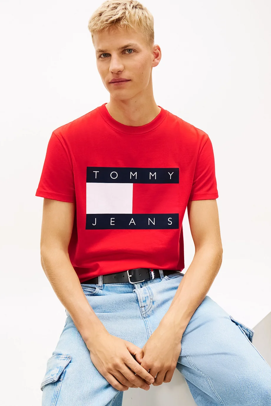 Tommy Hilfiger TJM Normal Kesim Büyük Bayraklı Kısa Kollu Erkek Kırmızı T-shirt DM0DM22645XL8