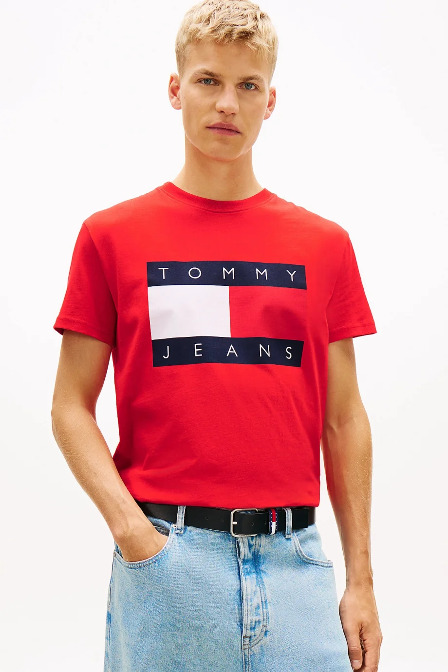 Tommy Hilfiger TJM Normal Kesim Büyük Bayraklı Kısa Kollu Erkek Kırmızı T-shirt DM0DM22645XL8