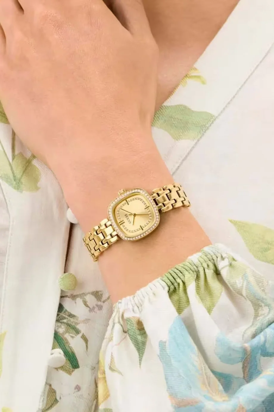 Guess Kadın Gold Kol Saati GUGW1018L2