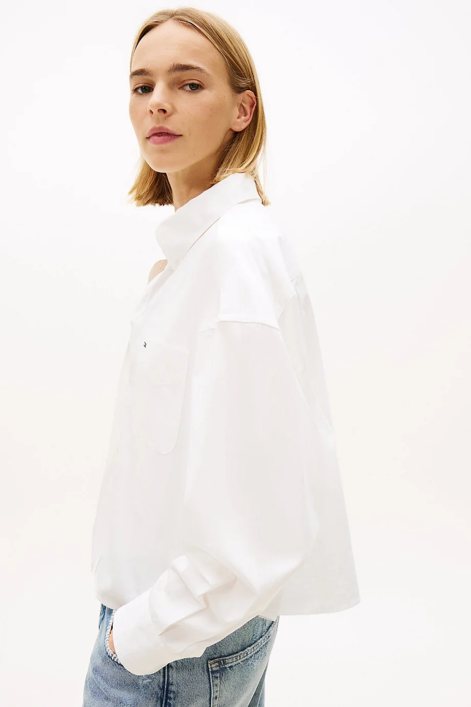 Tommy Hilfiger TJW Essential Kısa Kadın Beyaz Gömlek DW0DW22766YBL