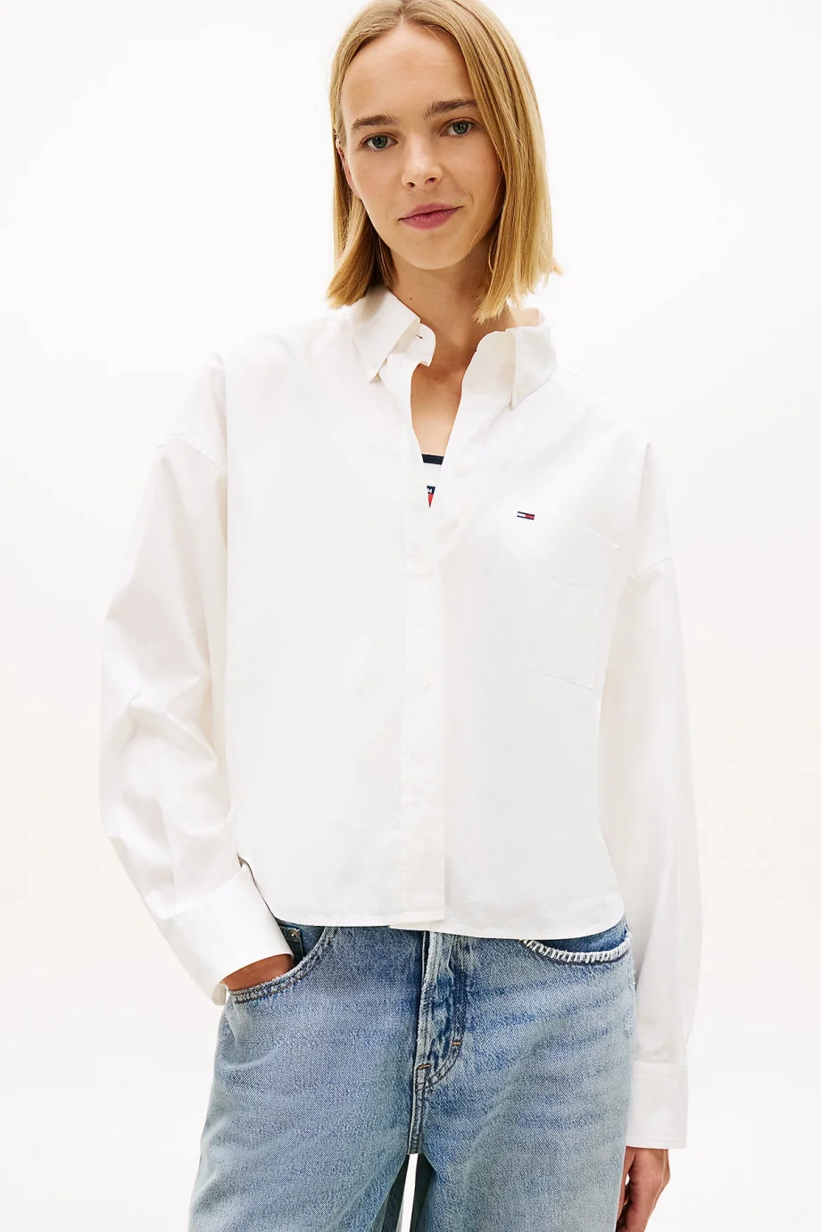 Tommy Hilfiger TJW Essential Kısa Kadın Beyaz Gömlek DW0DW22766YBL