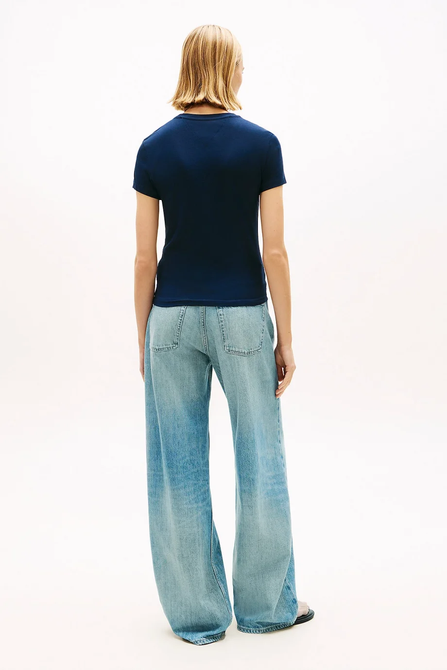 Tommy Hilfiger TJW Dar Kesim Lineer Kadın Mavi T-shirt DW0DW183980G0