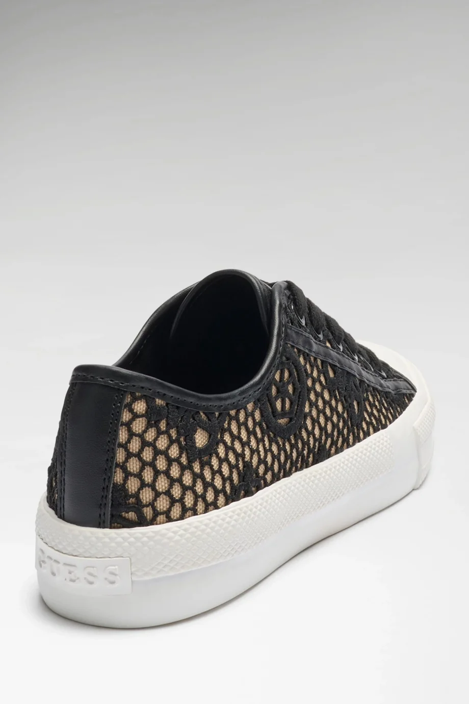 Guess Carey2 Kadın Siyah Sneaker FLJCR2FAP12-BLKNA