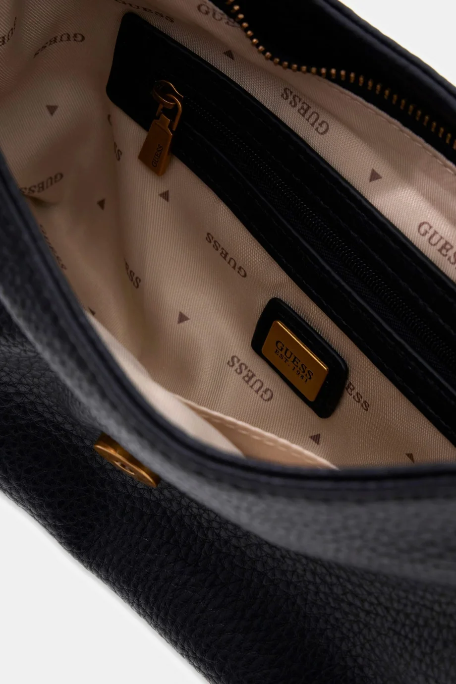 Guess Camden Mini Kadın Siyah Omuz Çantası HWBB9308720-BLA