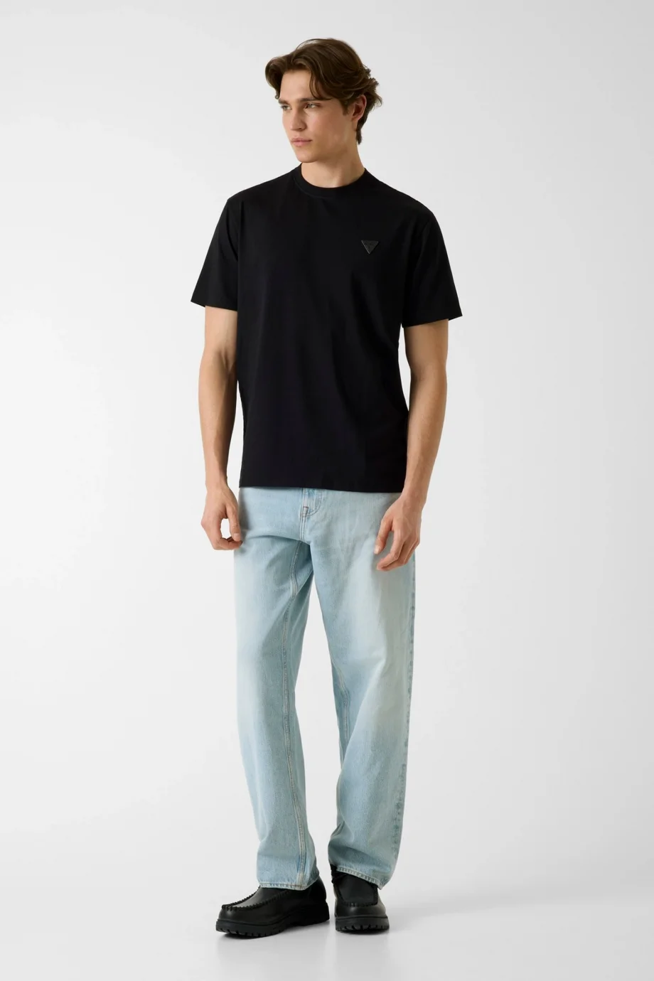 Guess Bisiklet Yaka Kısa Kollu Küçük Yamalı Pamuklu Modal Erkek Siyah T-shirt M6GI21K3053-JBLK