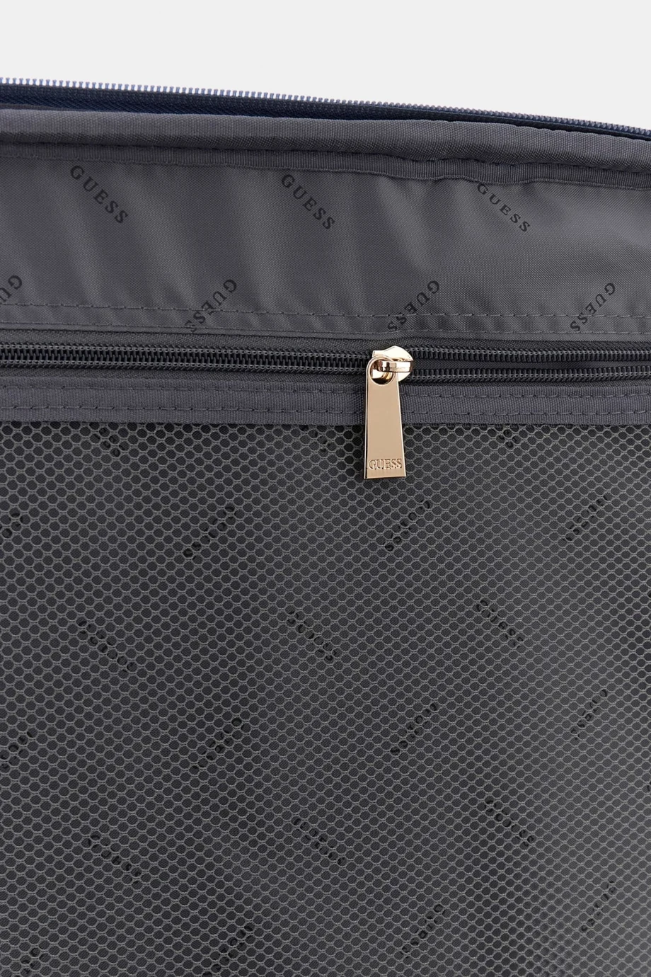 Guess Silia 18 İnç 8 Tekerlekli Kadın Lacivert Valiz TWGP9890983-NLO