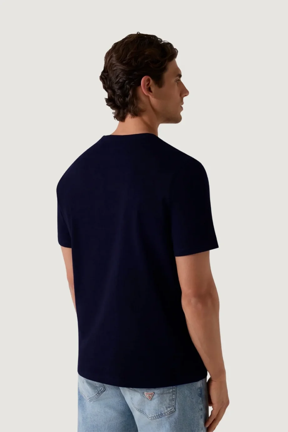 Guess Bisiklet Yaka Kısa Kollu Küçük Yamalı Pamuklu Modal Erkek Lacivert T-shirt M6GI21K3053-G7V2